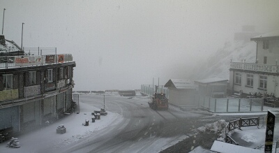 Webcam op top Passo Stelvio op 10 september 2017 klik voor actueel beeld van de top van de Stelvio pas