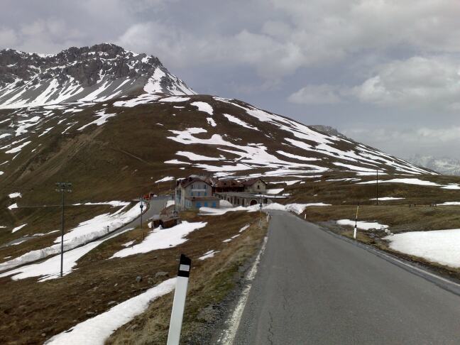 grens zwitserland douane huizen umbrail pas